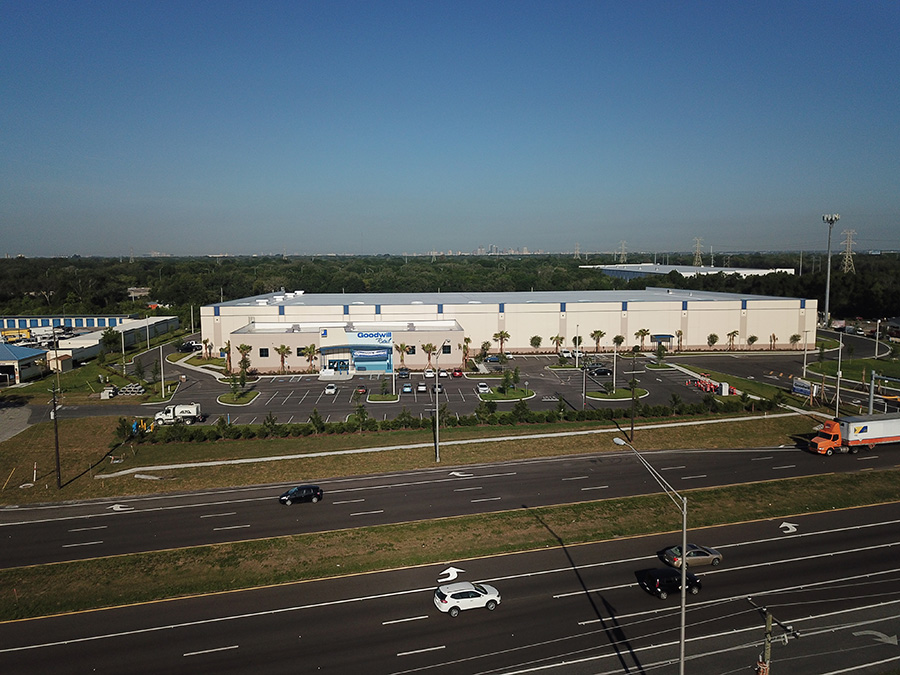 picture of front of Goodwill store